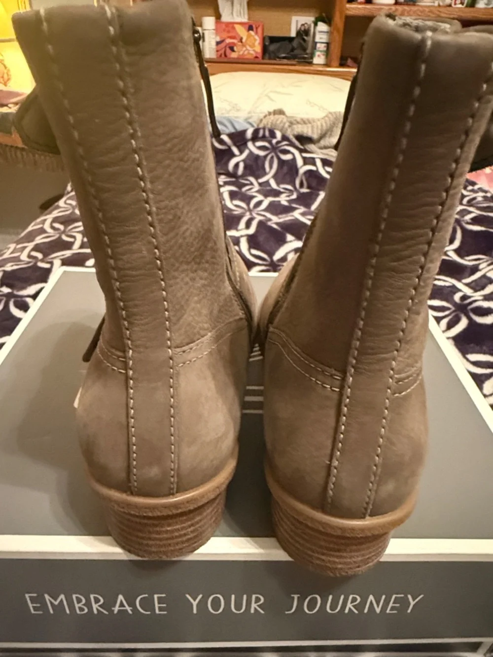 Dansko Delphine Nubuck Suede Boots Women’s - Picture 9 of 13